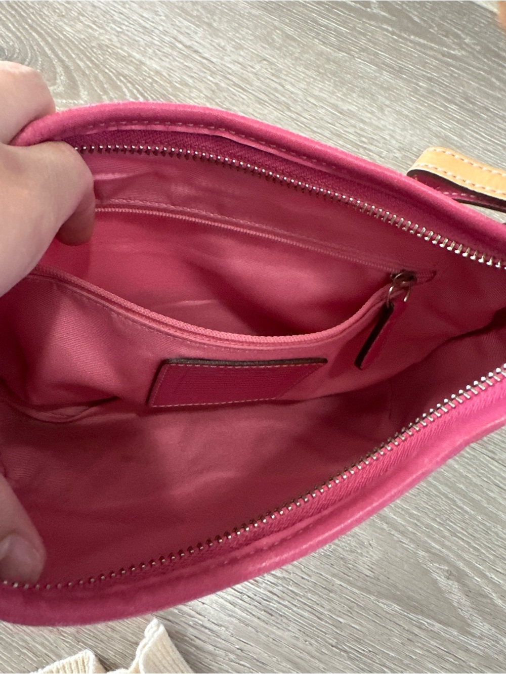 Rare Coach Pink Signature Jacquard Mini Shoulder Bag with Tan Trim - Picture 9 of 14